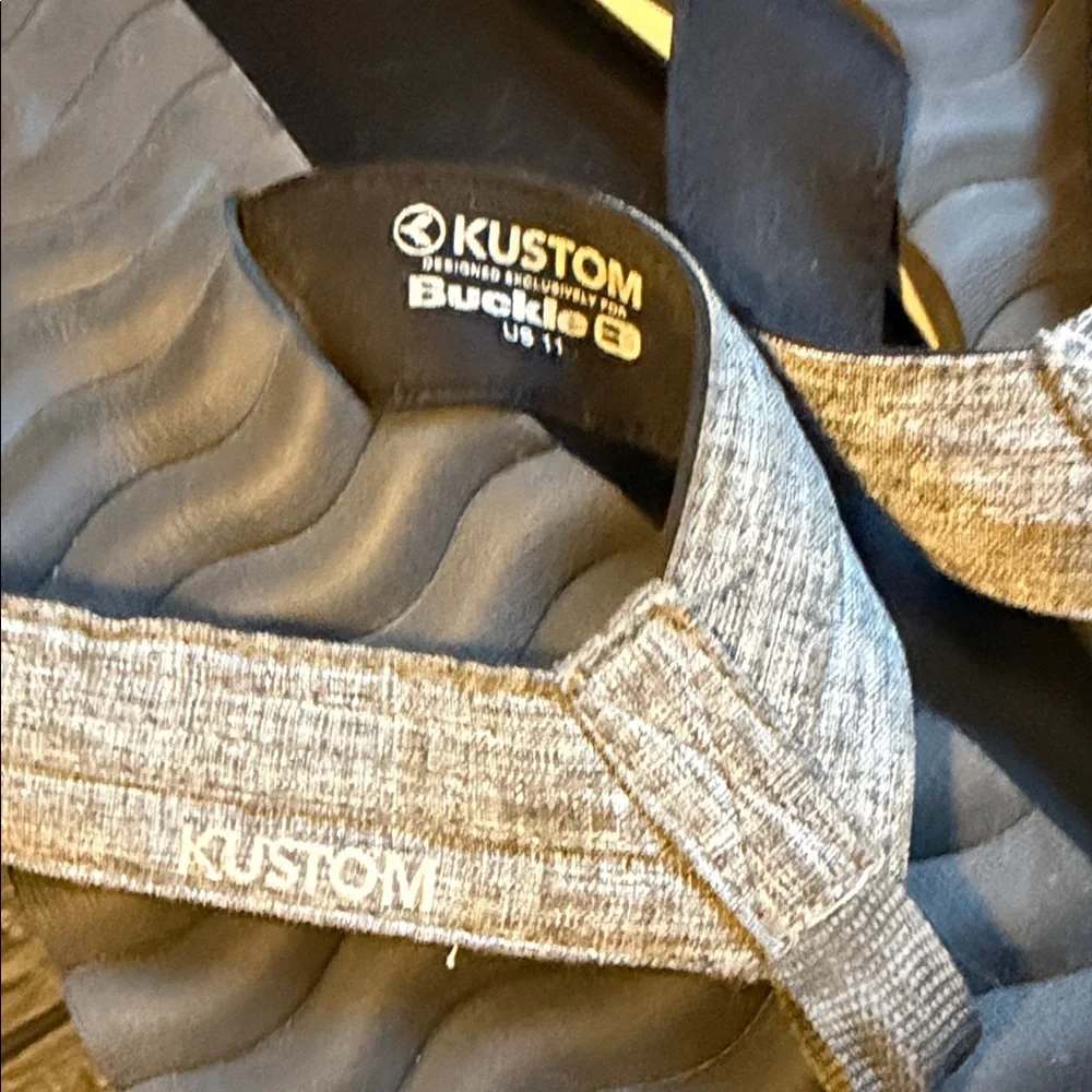 KUSTOM Buckle Flip Flops Size Mens 11